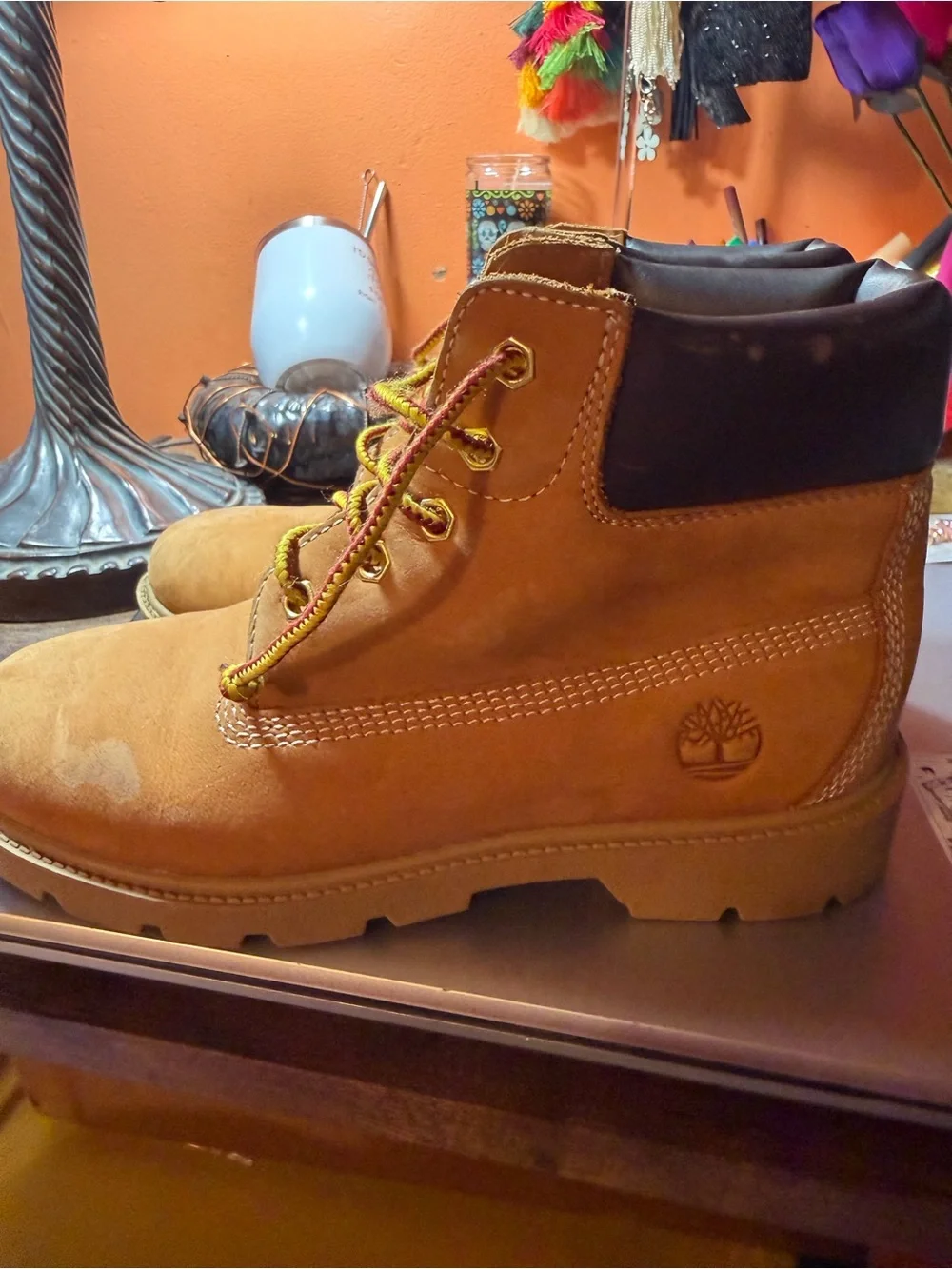 Youth Tan Waterproof Work Boots with Yellow-Brown Laces. Sz 4 Timberlands